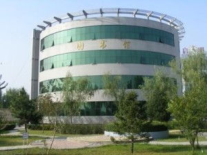 河北省行唐县启明中学与厦门市启悟中学对比分析